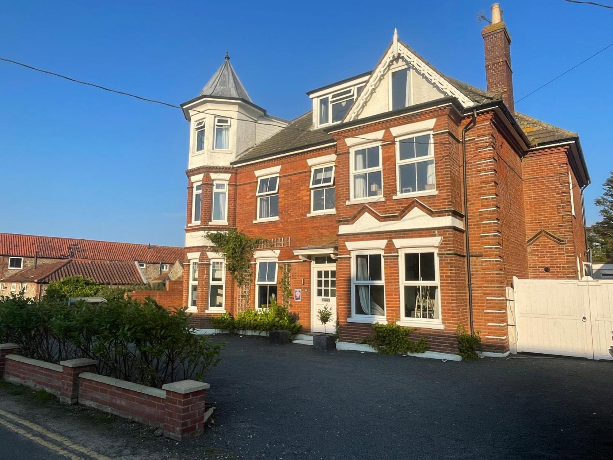 Family Friendly Tower House, Mundesley, 100Yrds From Sandy Beach Eksteriør billede